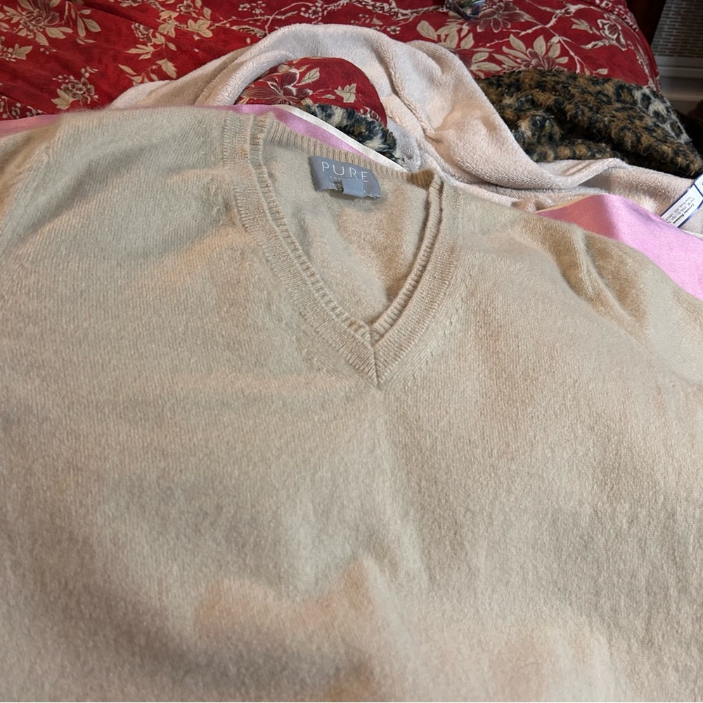 Pure Collection Light taupe cashmere crew neck long sleeved sweater.